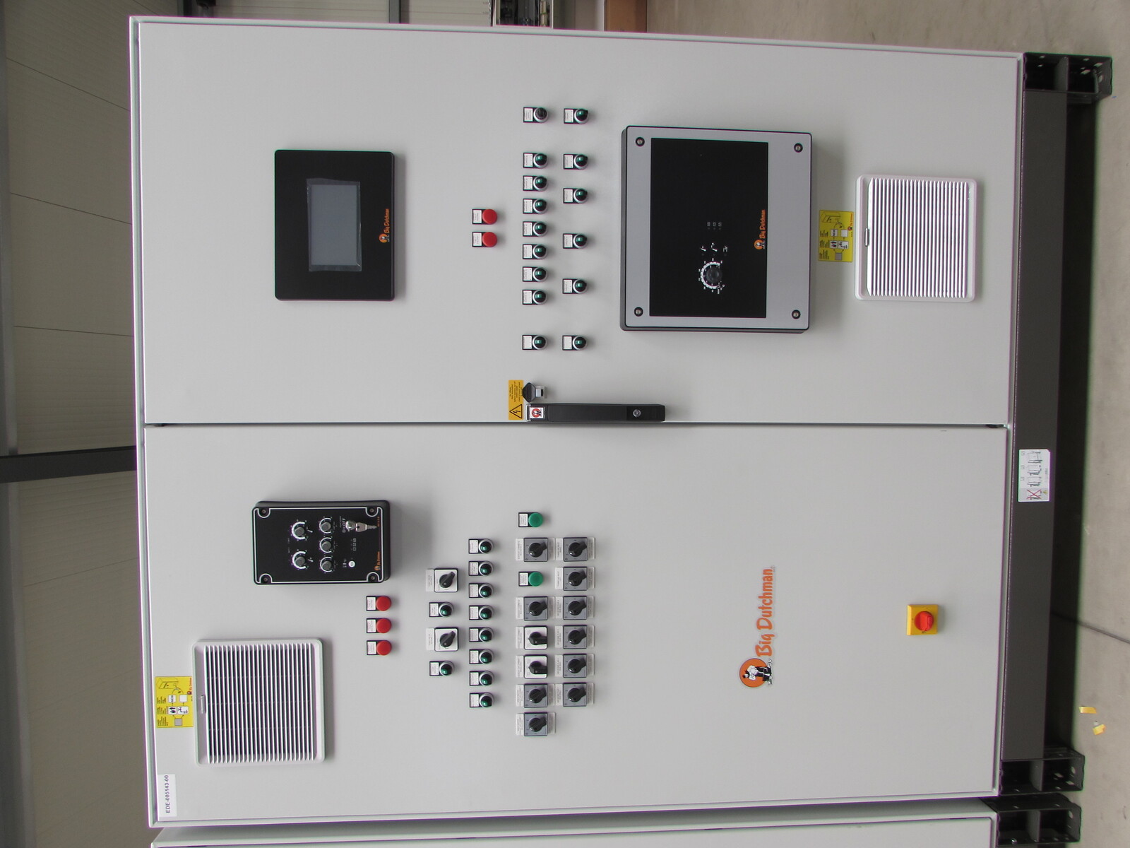 Control cab. BREEDER REARING FEMALE -ADDOHA